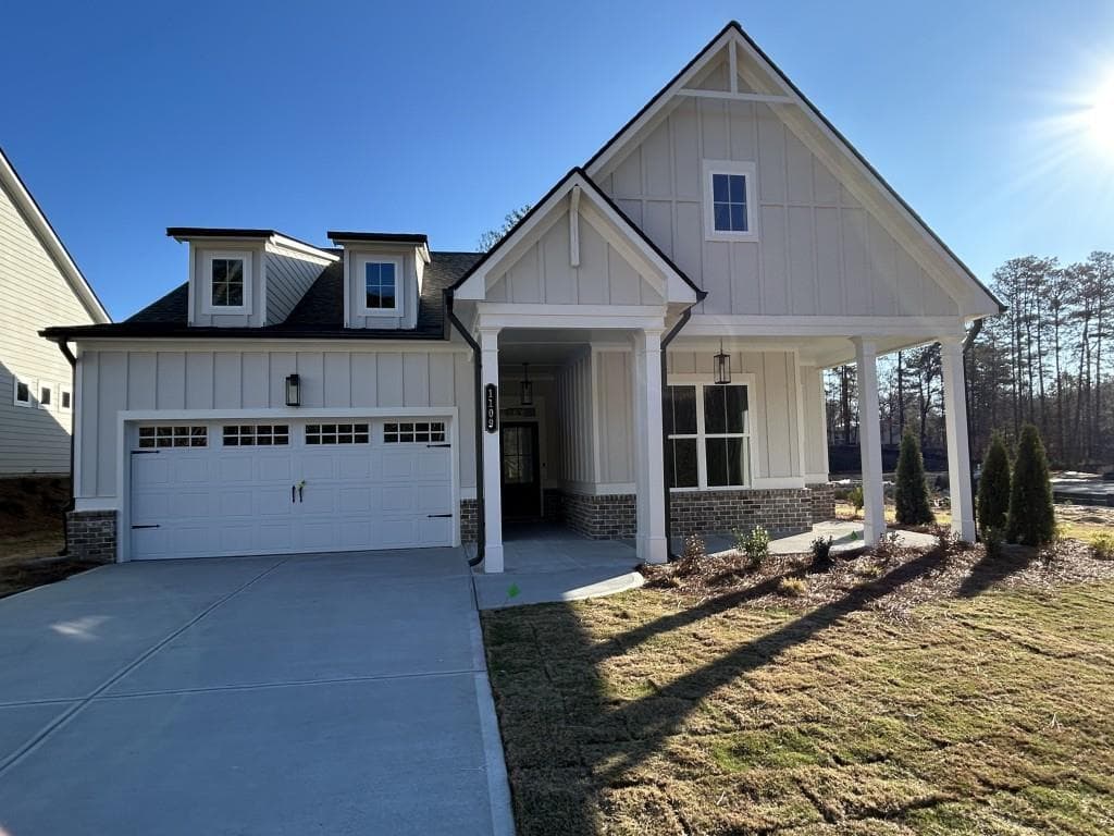3 bedroom, 2 bathroom, 2,000 sq ft single family residence sold at 1109 Cooks Farm Way, Woodstock, GA 30189