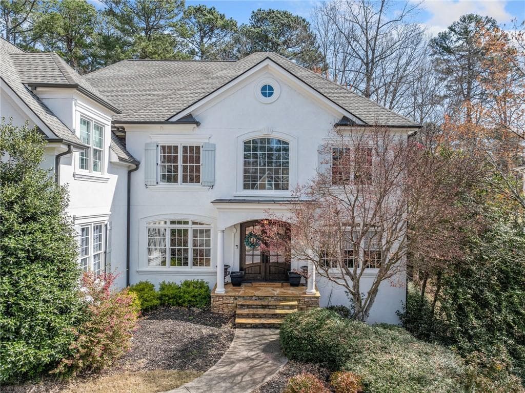 6 bedroom, 6 bathroom single family residence sold at 14595 Creek Club Drive, Alpharetta, GA 30004