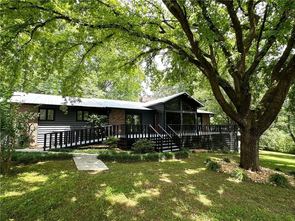 4 bedroom, 4 bathroom single family residence sold at 353 Craigtown Road, Calhoun, GA 30701