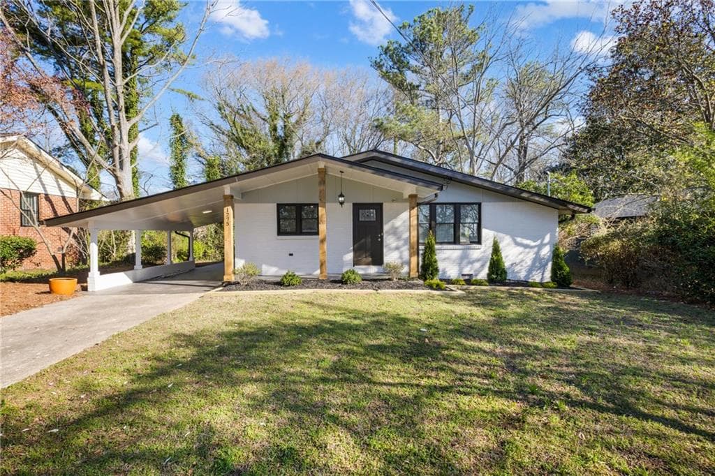 3 bedroom, 2 bathroom single family residence sold at 1275 Calhoun Avenue, Atlanta, GA 30344