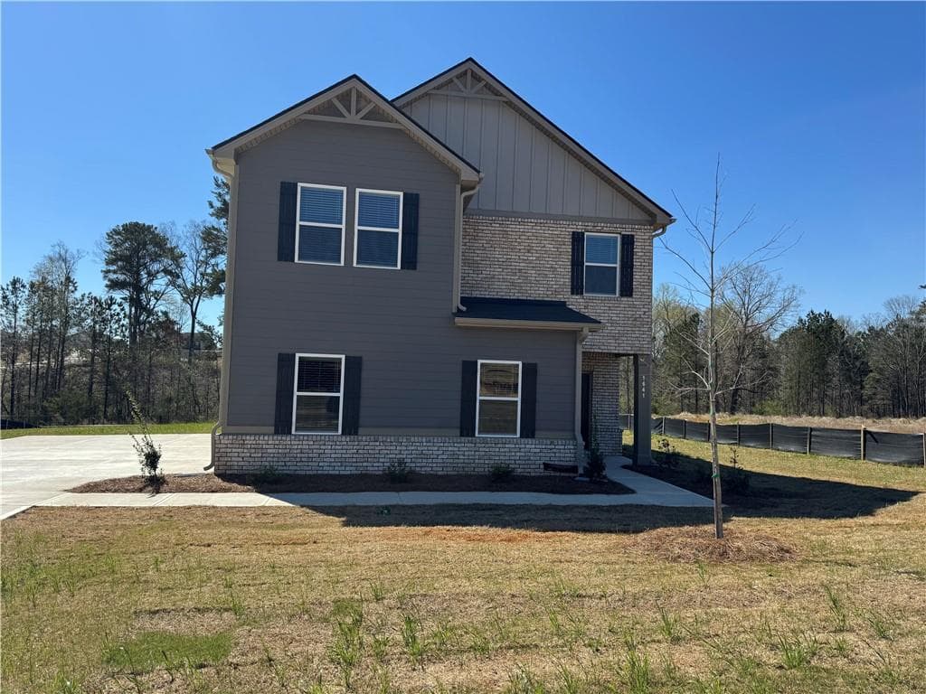 5 bedroom, 4 bathroom single family residence sold at 1641 Fuma Leaf Way, Mcdonough, GA 30253