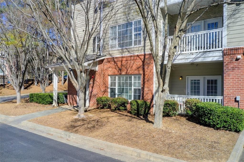 2 bedroom, 2 bathroom condominium sold at 6020 Woodland Lane, Alpharetta, GA 30009
