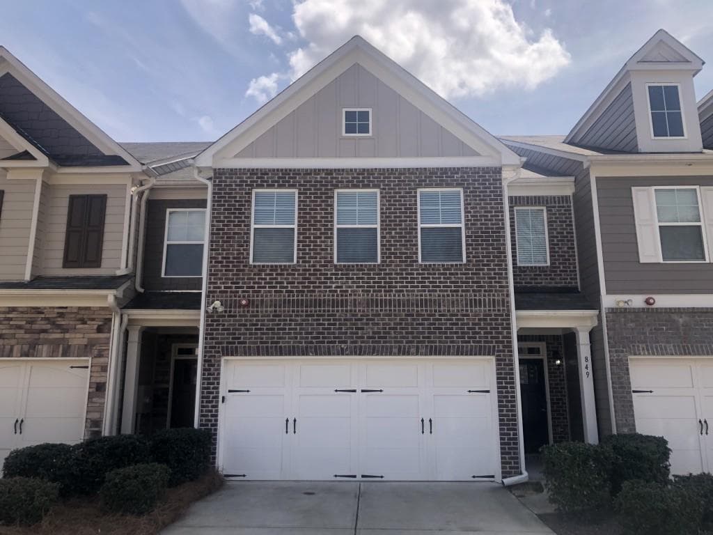 3 bedroom, 3 bathroom, 1,950 sq ft townhouse sold at 849 Arbor Crowne Drive, Lawrenceville, GA 30045