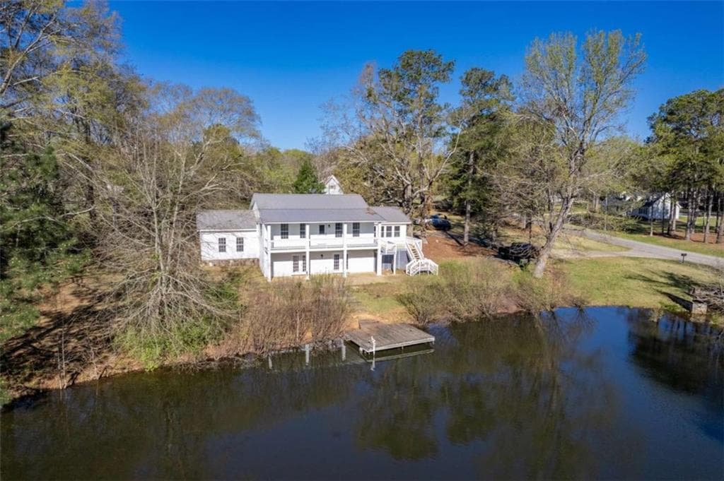 2 bedroom, 4 bathroom single family residence sold at 1050 Eugene Lane, Madison, GA 30650