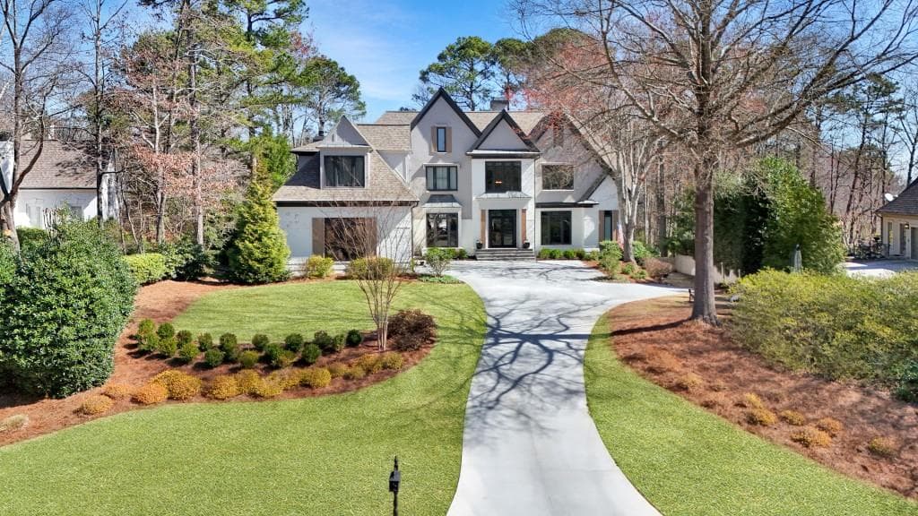 6 bedroom, 6 bathroom single family residence sold at 1025 Abingdon Lane, Johns Creek, GA 30022