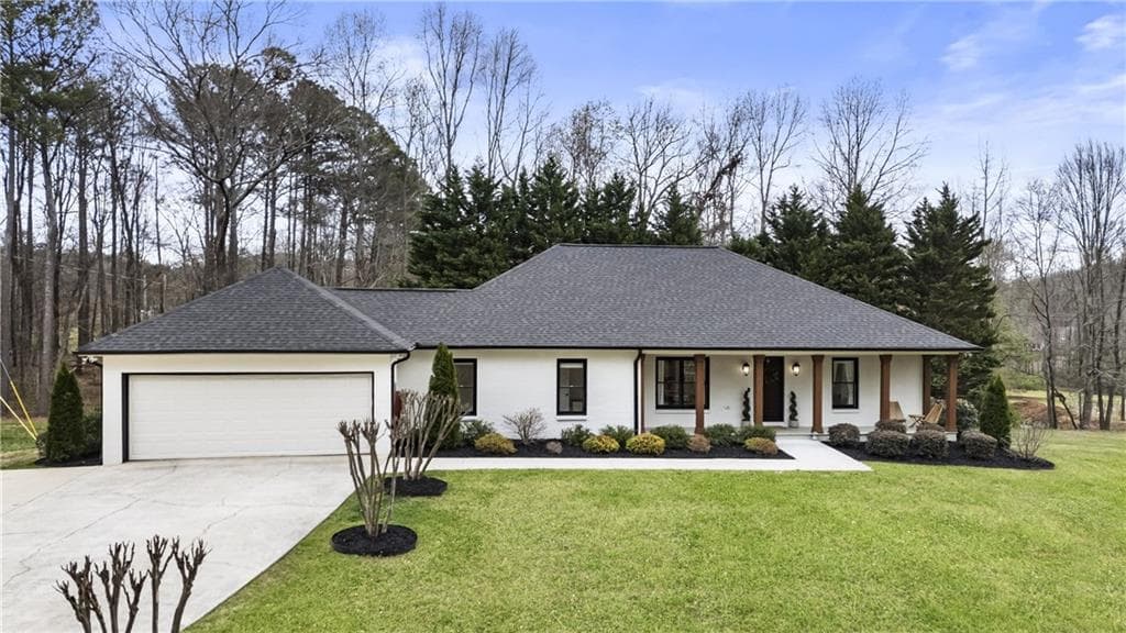 4 bedroom, 4 bathroom, 3,680 sq ft single family residence sold at 7827 Midway Road, Alpharetta, GA 30004