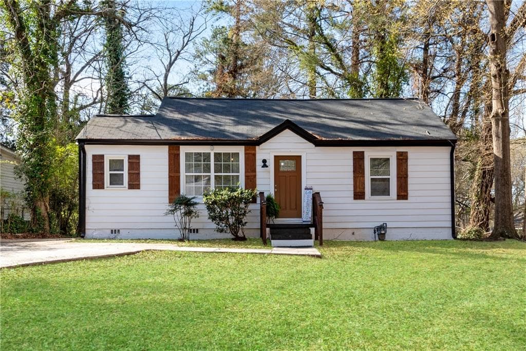 2 bedroom, 1 bathroom single family residence sold at 2072 Baker Road, Atlanta, GA 30318