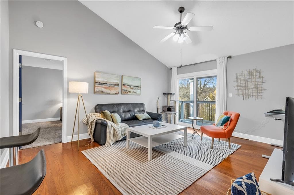 2 bedroom, 2 bathroom, 1,083 sq ft condominium sold at 8303 Santa Fe Parkway, Atlanta, GA 30350