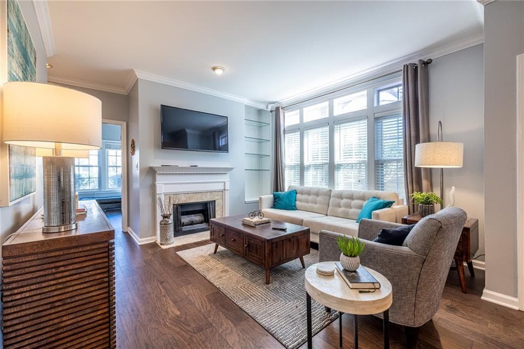 240 Renaissance Parkway 112, Atlanta, GA 30308 — most recent listing photo