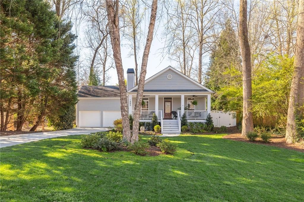 3 bedroom, 2 bathroom single family residence sold at 1885 8th Street, Brookhaven, GA 30341