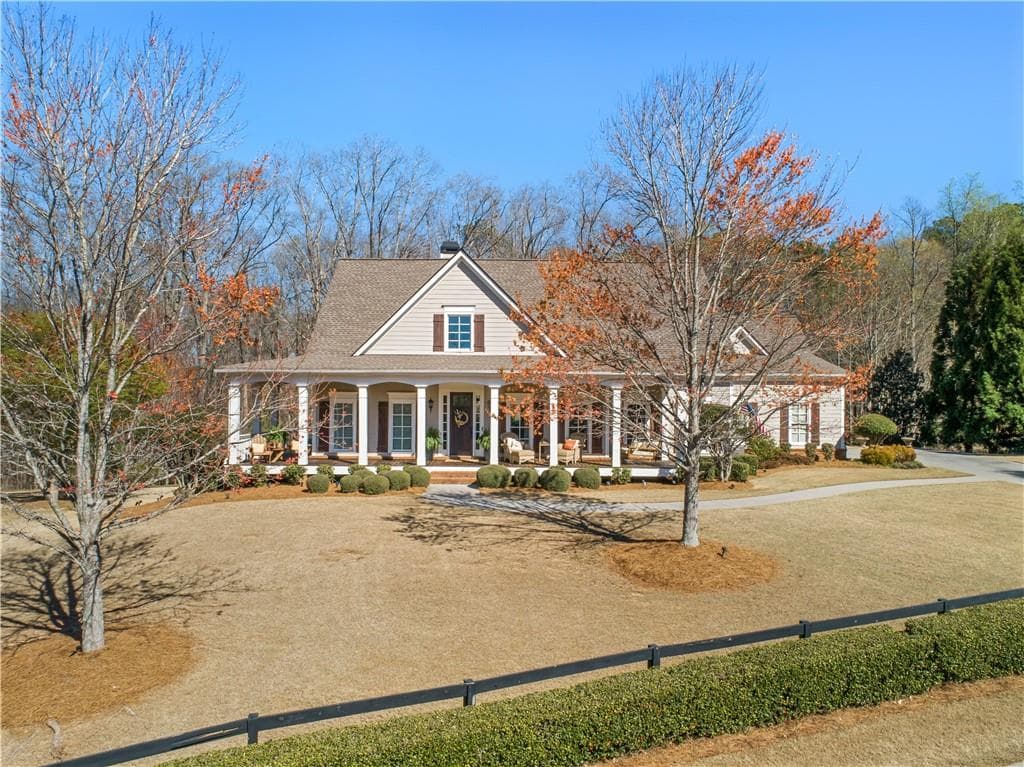 4 bedroom, 4 bathroom single family residence sold at 812 Mimms Drive, Marietta, GA 30064