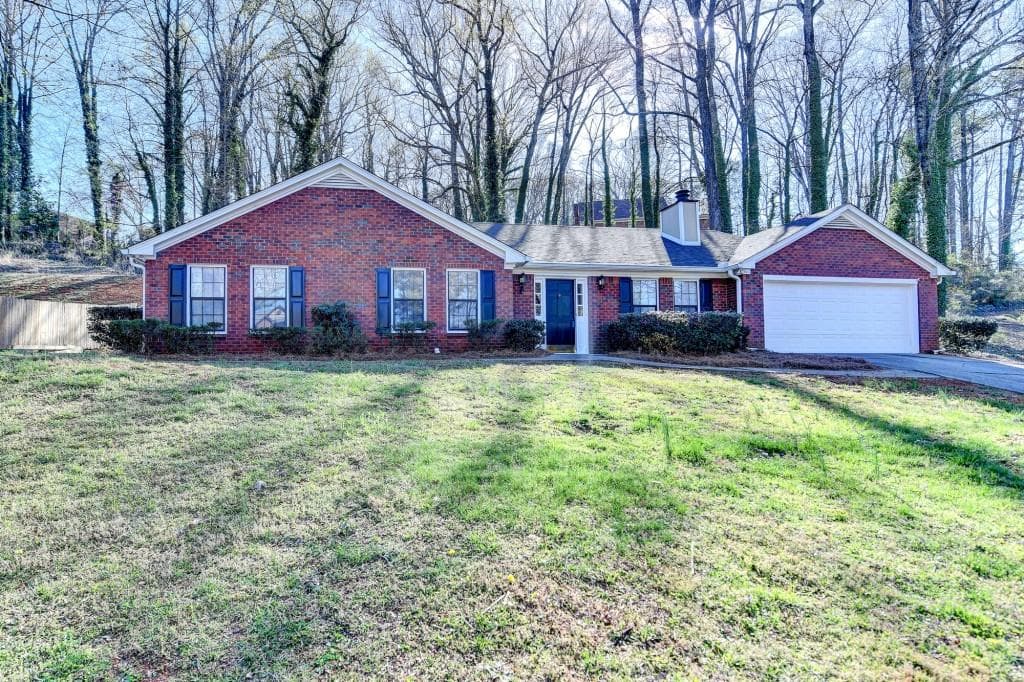 3 bedroom, 2 bathroom single family residence sold at 642 Dogwood Drive, Lawrenceville, GA 30046