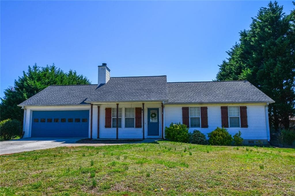 3 bedroom, 2 bathroom single family residence sold at 141 King Street, Clermont, GA 30527