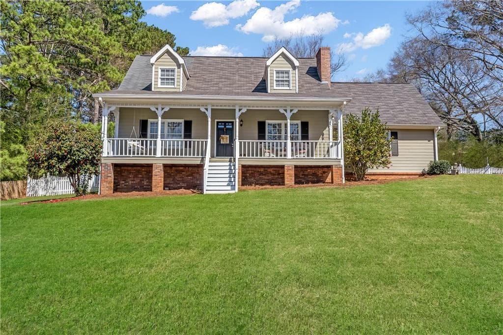 3 bedroom, 2 bathroom single family residence sold at 1758 Rangewood Drive, Lilburn, GA 30047