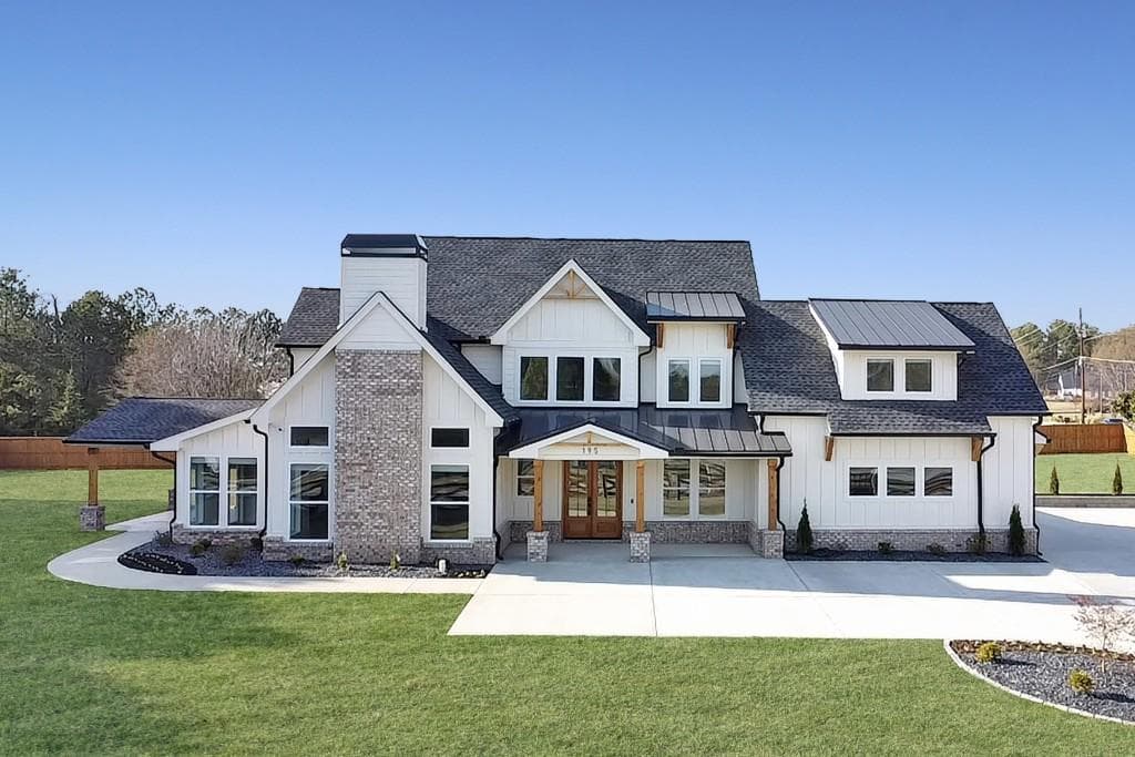 5 bedroom, 4 bathroom single family residence sold at 195 Hope Hollow Road, Loganville, GA 30052