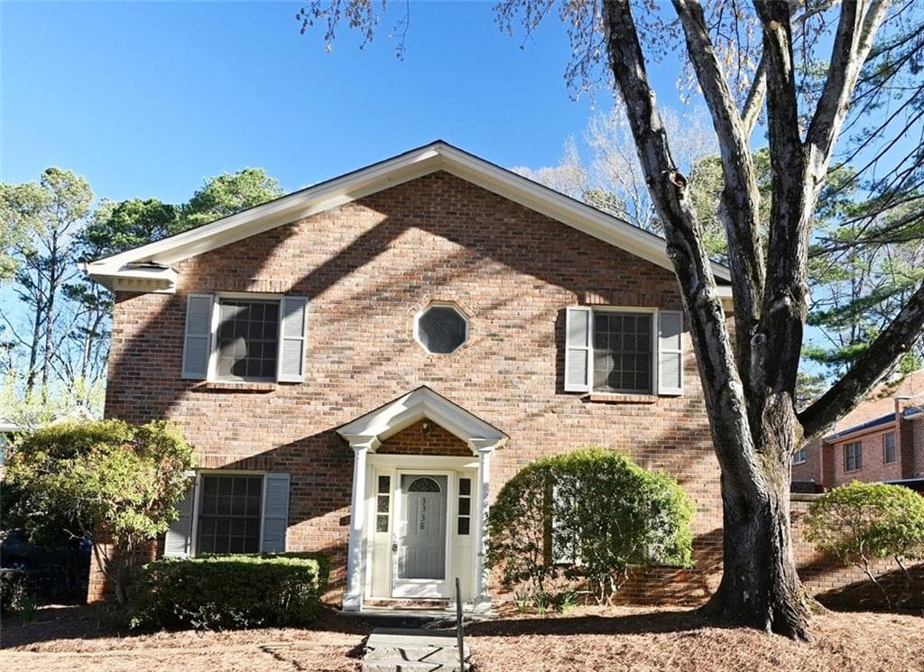 3 bedroom, 3 bathroom townhouse sold at 3338 York Place, Decatur, GA 30032