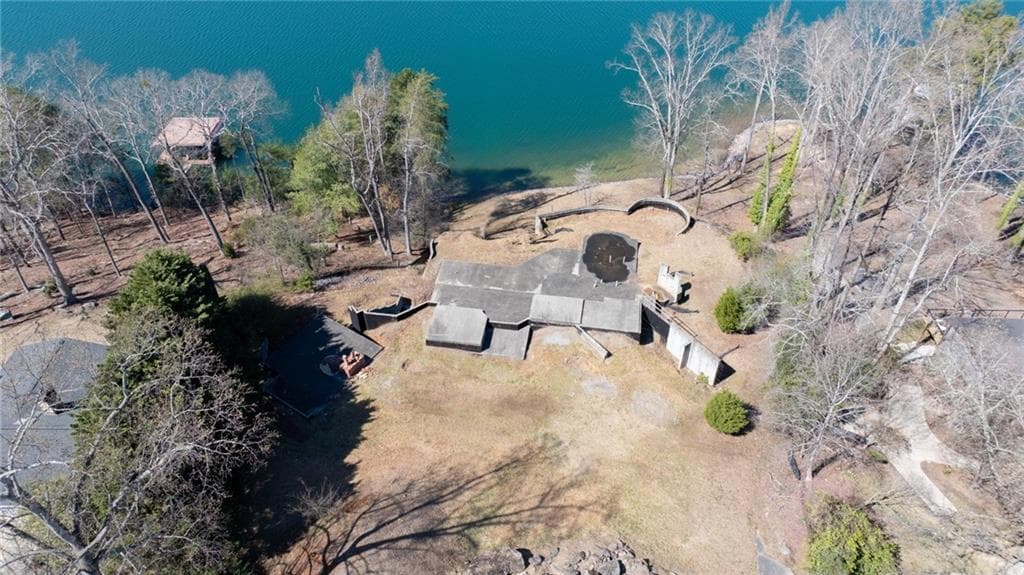 single family residence for sale at 8330 Lanier Drive, Cumming, GA 30041 — photo 4