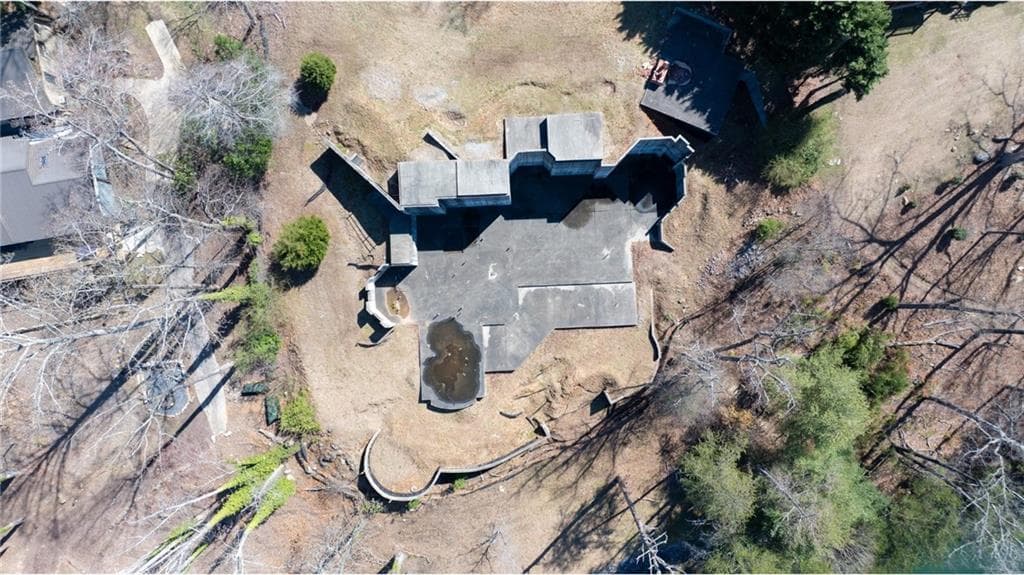 single family residence for sale at 8330 Lanier Drive, Cumming, GA 30041 — photo 5