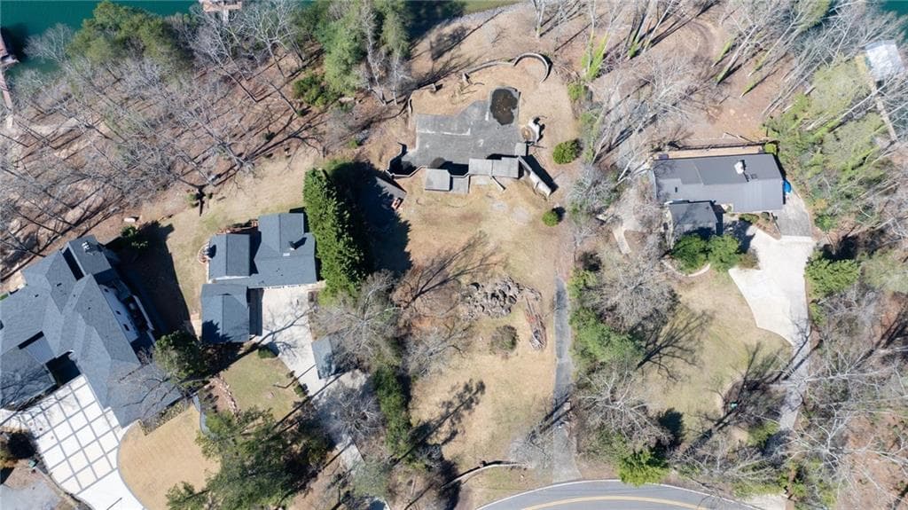single family residence for sale at 8330 Lanier Drive, Cumming, GA 30041 — photo 7