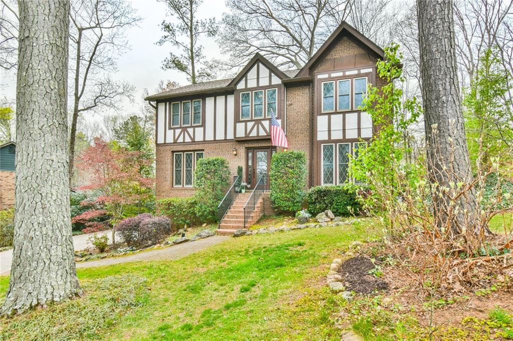 4 bedroom, 3 bathroom single family residence sold at 2413 Crooked Tree Court, Marietta, GA 30062