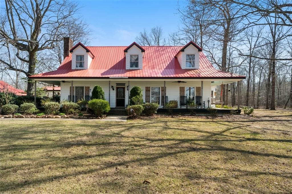3 bedroom, 3 bathroom, 3,558 sq ft single family residence sold at 680 MILLIGAN CREEK Road, Roopville, GA 30170