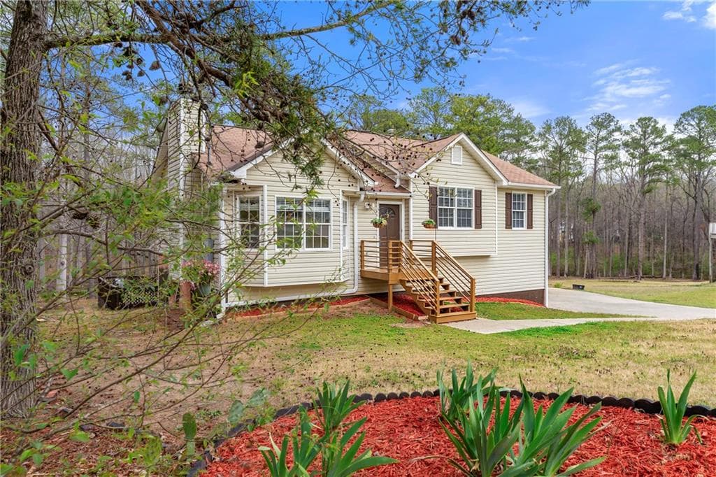 370 Burton Drive, Douglasville, GA 30134 — most recent listing photo
