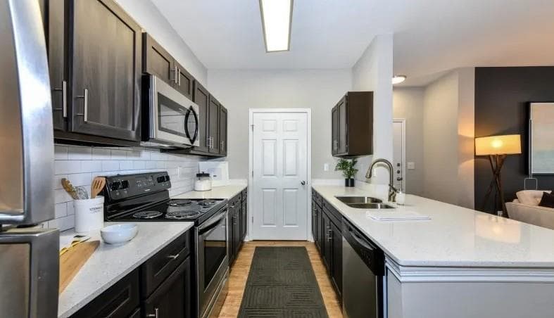 3 bedroom, 2 bathroom, 1,401 sq ft apartment for rent at 900 Jameson Pass 3303, Alpharetta, GA 30022 for $2,295 a month — photo 2