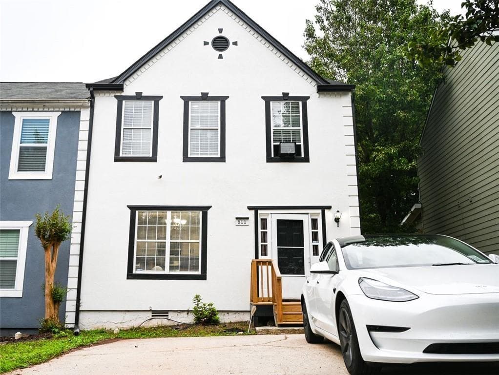 3 bedroom, 3 bathroom townhouse sold at 811 Heritage Valley Road, Norcross, GA 30093