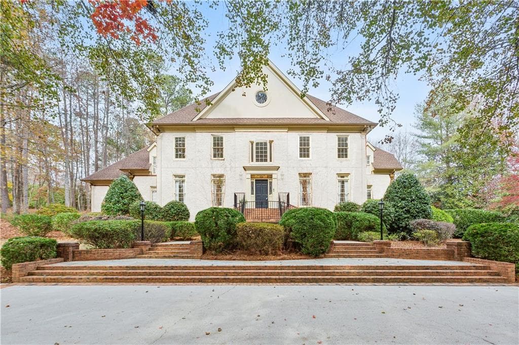 6 bedroom, 6 bathroom single family residence sold at 540 Saint James Place, Marietta, GA 30064