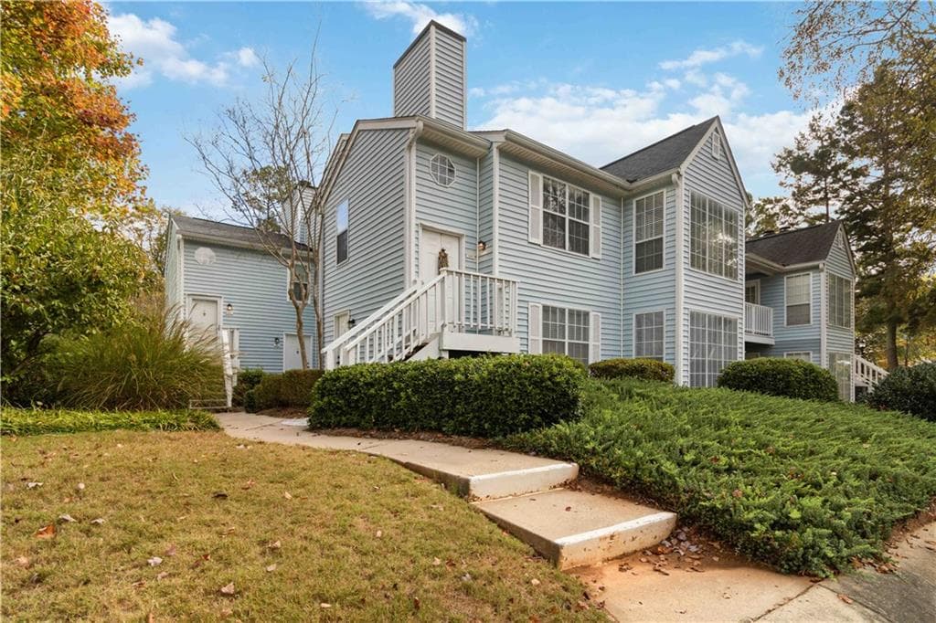 1 bedroom, 1 bathroom condominium sold at 1010 Glenleaf Drive, Peachtree Corners, GA 30092