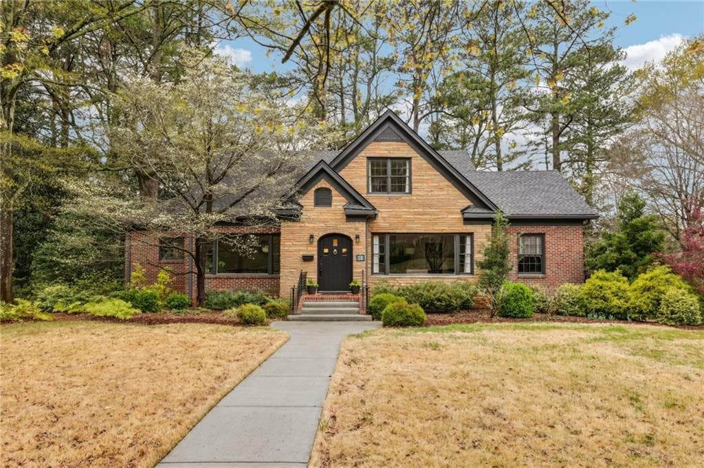 4 bedroom, 4 bathroom single family residence sold at 103 Dartmouth Avenue, Avondale Estates, GA 30002
