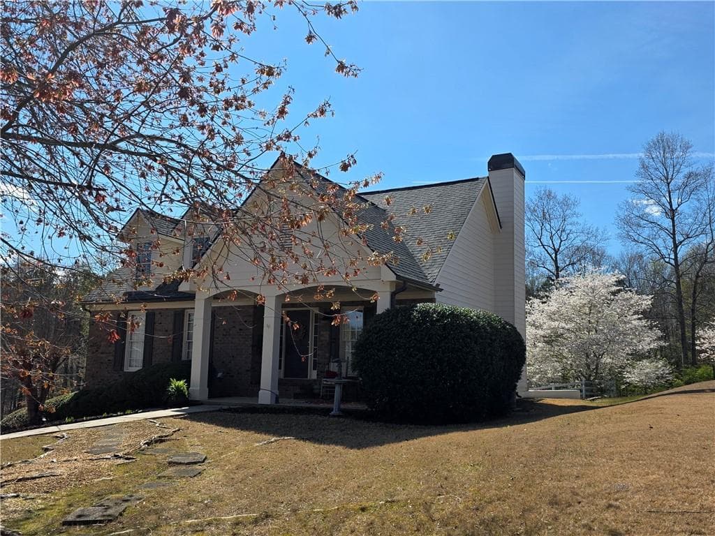 3 bedroom, 3 bathroom single family residence sold at 16 ARBOR HILLS LANE, Talking Rock, GA 30175