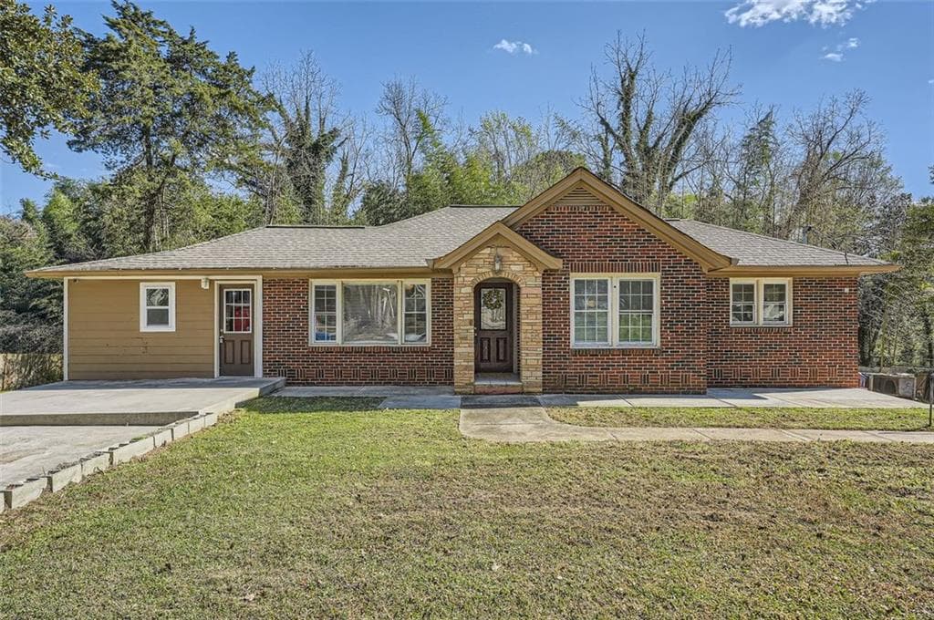 5 bedroom, 2 bathroom, 1,976 sq ft single family residence sold at 2836 Waters Road, Atlanta, GA 30354