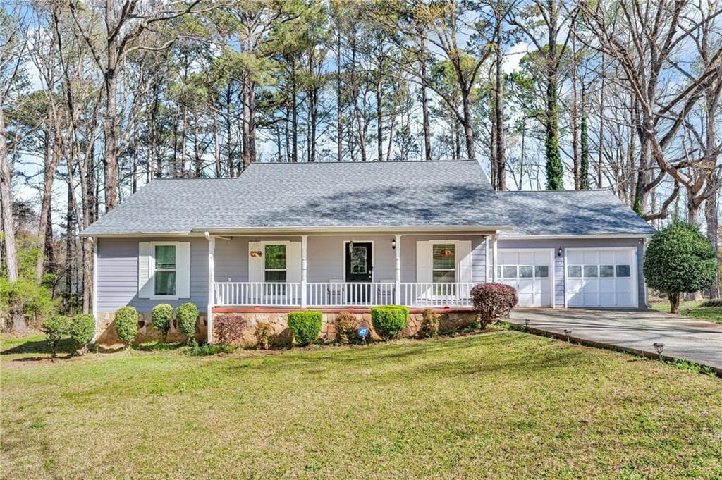 8698 Twin Oaks Drive, Jonesboro, GA 30236 — most recent listing photo