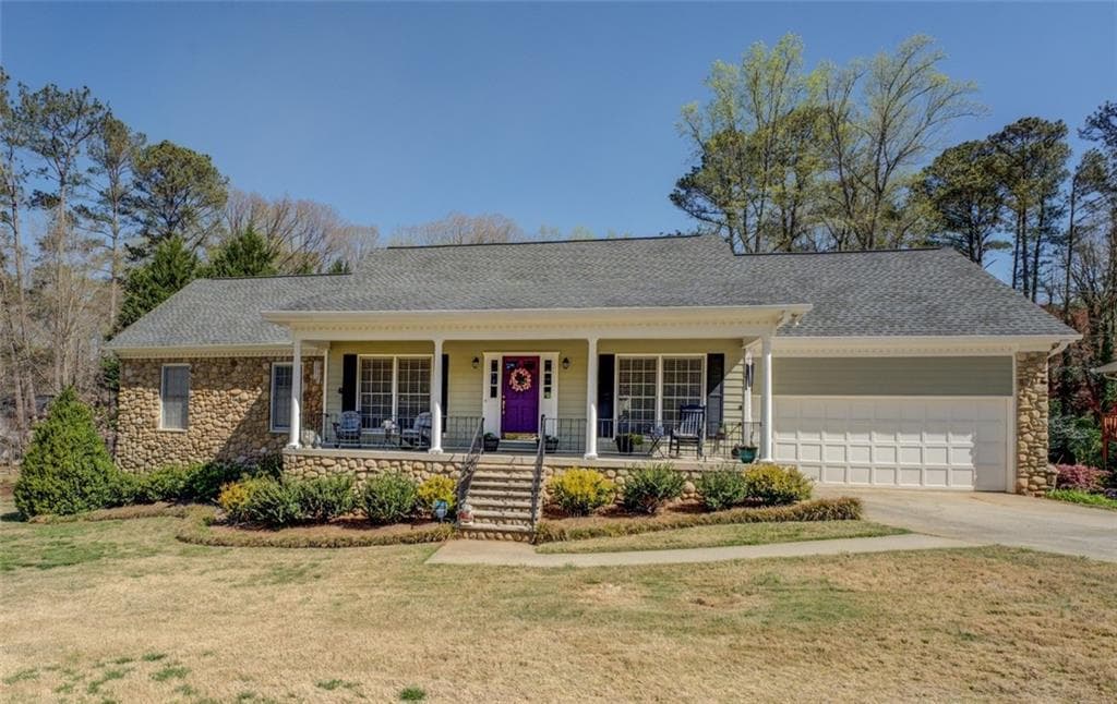 4 bedroom, 4 bathroom single family residence sold at 802 Sugar Creek Drive, Conyers, GA 30094