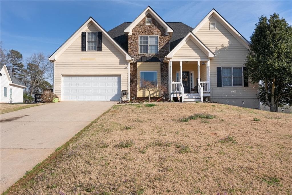 4 bedroom, 3 bathroom single family residence sold at 7155 Creek Ridge Drive, Gainesville, GA 30506