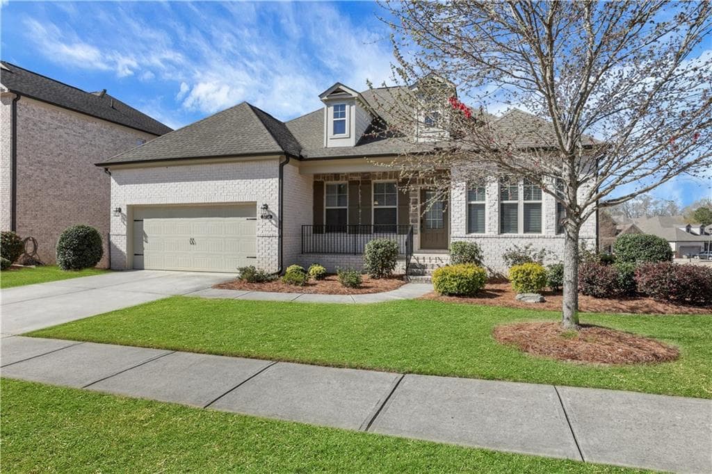 3 bedroom, 3 bathroom single family residence sold at 3708 Heirloom Loop Court, Buford, GA 30519