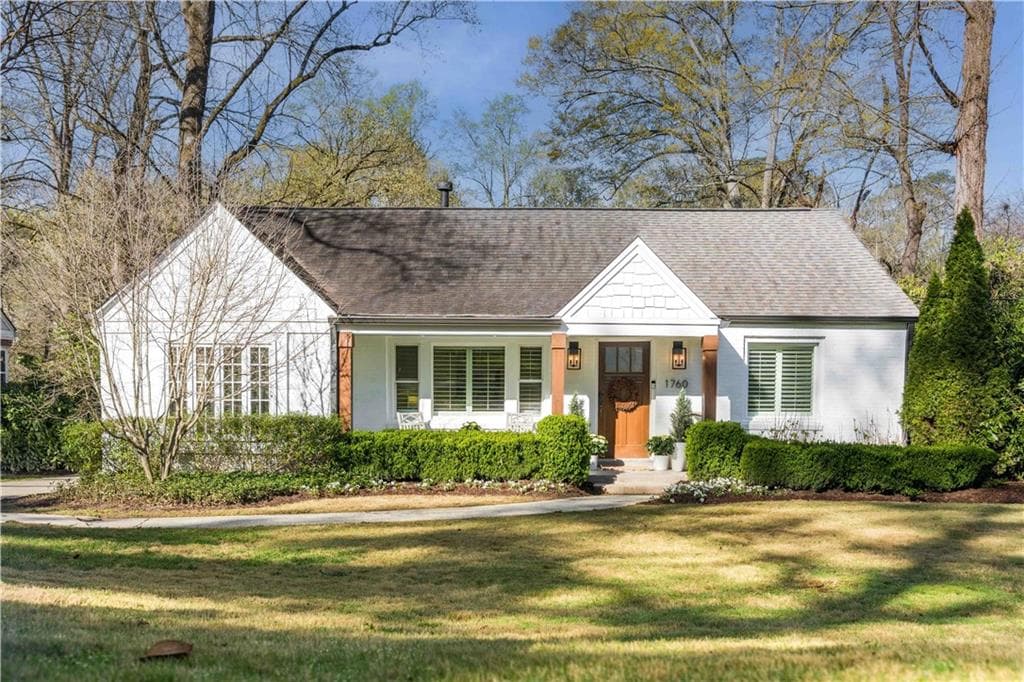 3 bedroom, 2 bathroom, 1,483 sq ft single family residence sold at 1760 Helen Drive, Atlanta, GA 30306