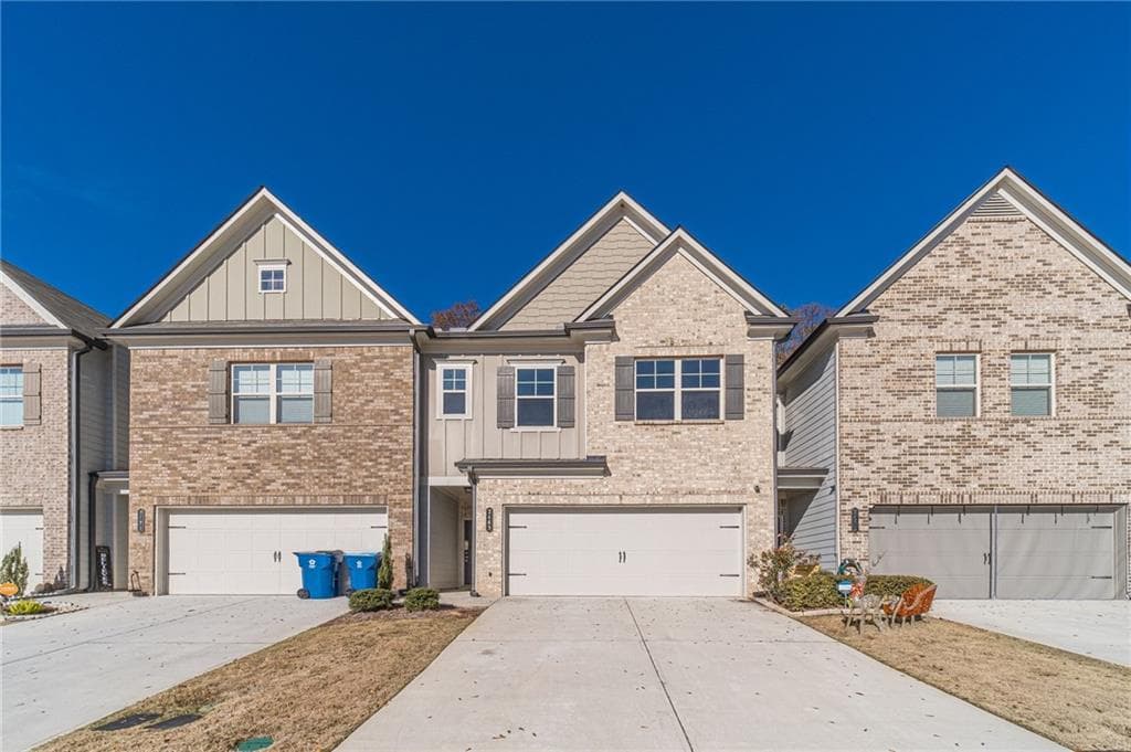 3 bedroom, 3 bathroom townhouse sold at 2463 Quay Ridge, Lawrenceville, GA 30044
