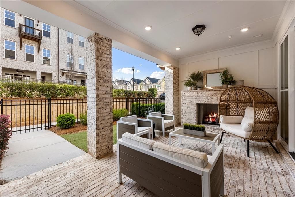520 Clover Lane, Alpharetta, GA 30009 — most recent listing photo