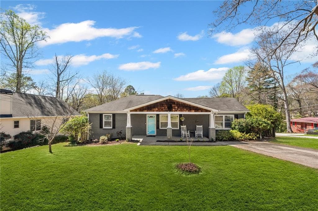 3 bedroom, 3 bathroom single family residence sold at 1935 Mcafee Place, Decatur, GA 30032