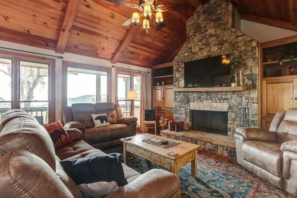 3 bedroom, 3 bathroom, 2,112 sq ft single family residence for sale at 15 Wild Turkey Lane, Big Canoe, GA 30143 — photo 4