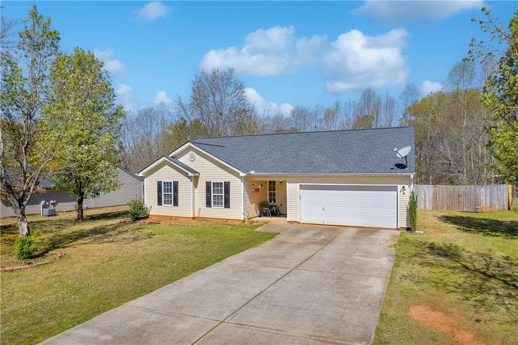 3 bedroom, 2 bathroom single family residence sold at 534 Walton Drive, Bethlehem, GA 30620