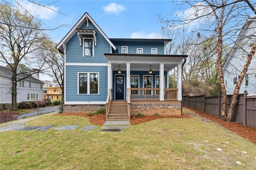 5 bedroom, 4 bathroom single family residence sold at 1772 Defoor Avenue, Atlanta, GA 30318
