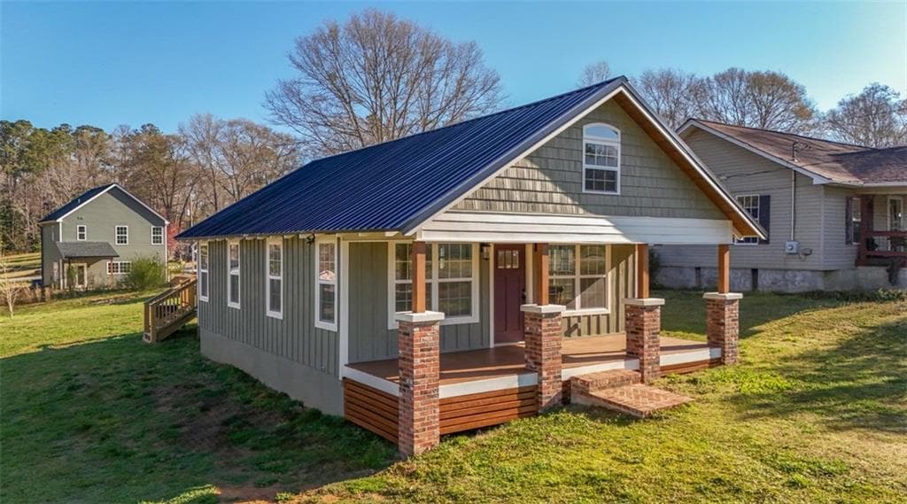 2 bedroom, 2 bathroom single family residence sold at 92 MCGRIFF Street, Heflin, AL 36264