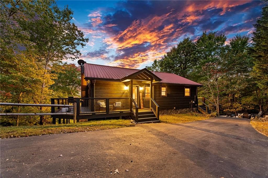 4 bedroom, 3 bathroom single family residence sold at 249 Necowa Cove Overlook, Blue Ridge, GA 30513