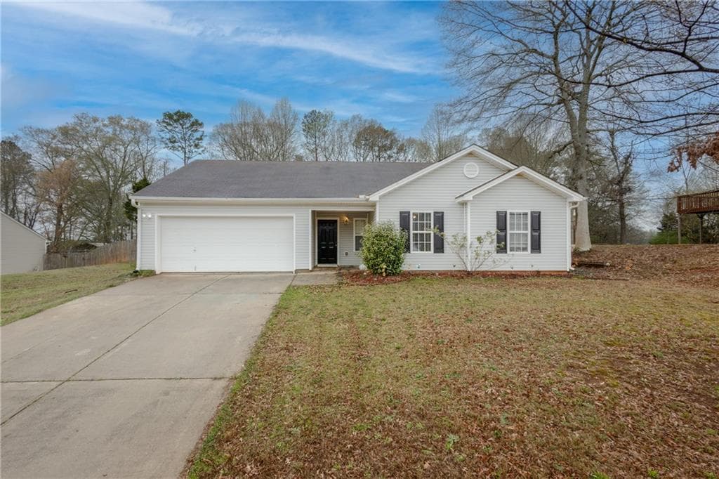 3 bedroom, 2 bathroom single family residence sold at 1465 Elise Drive, Bethlehem, GA 30620