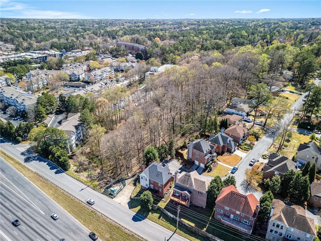 single family residence for sale at 1734 Summit Glen, Atlanta, GA 30329 — photo 4