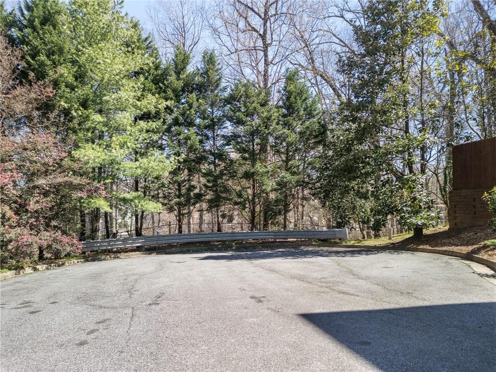 single family residence for sale at 1734 Summit Glen, Atlanta, GA 30329 — photo 7