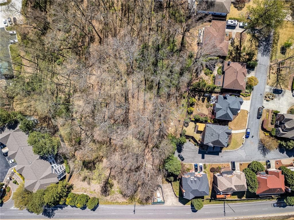single family residence for sale at 1734 Summit Glen, Atlanta, GA 30329 — photo 10